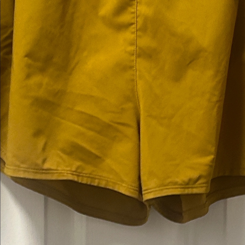 Nike Women's Running Shorts Size XXL - Picture 4 of 15
